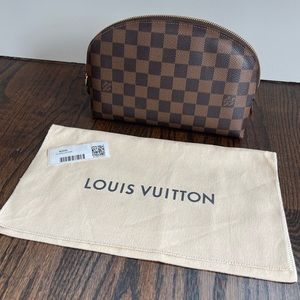 Louis Vuitton cosmetic pouch - authentic